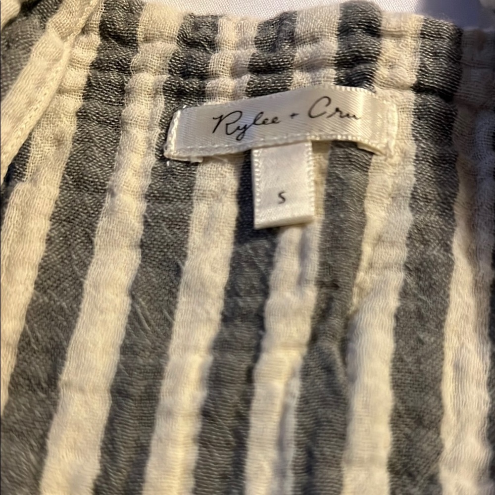 Rylee + Cru Storm Stripe Bridgette Jumpsuit Relaxed Fit Size Sm Beach Casual EUC - Picture 4 of 8